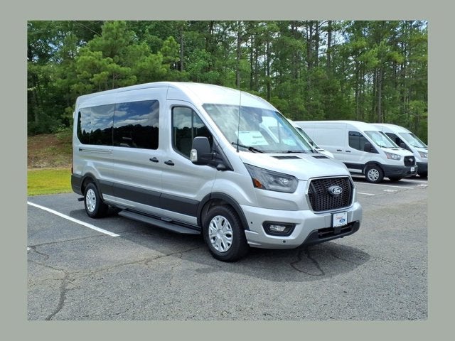 2026 Ford Transit Passenger Wagon XLT