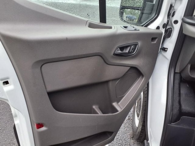 2025 Ford Transit Passenger Wagon XL