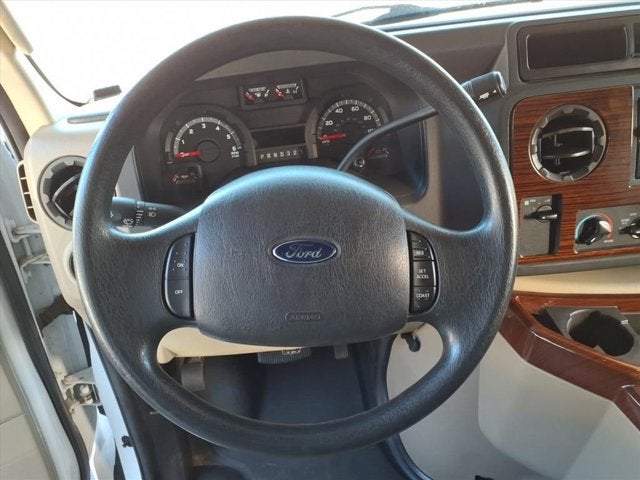 2013 Ford Econoline Commercial Cutaway Base