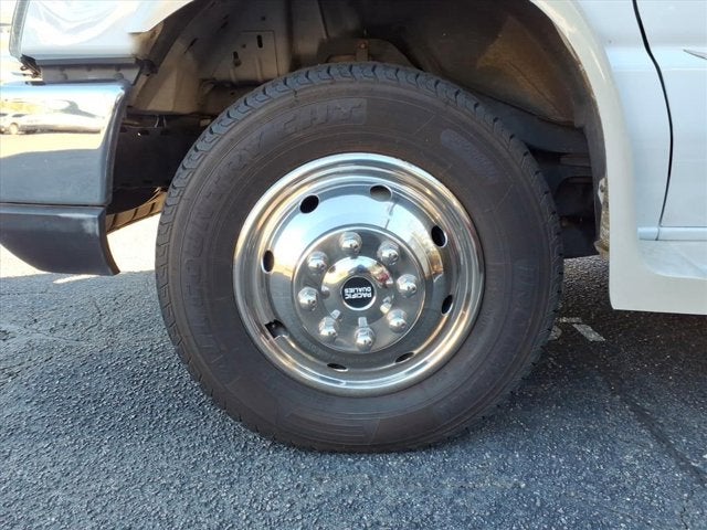 2013 Ford Econoline Commercial Cutaway Base