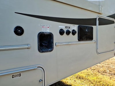 2013 Ford Econoline Commercial Cutaway Base