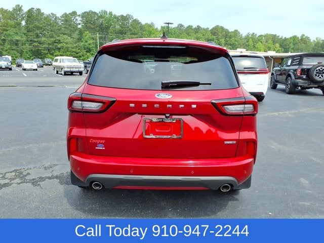 2023 Ford Escape ST-Line Elite