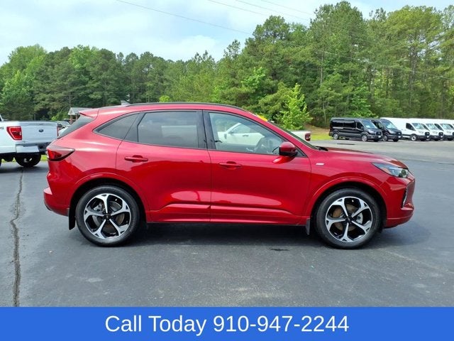 2023 Ford Escape ST-Line Elite