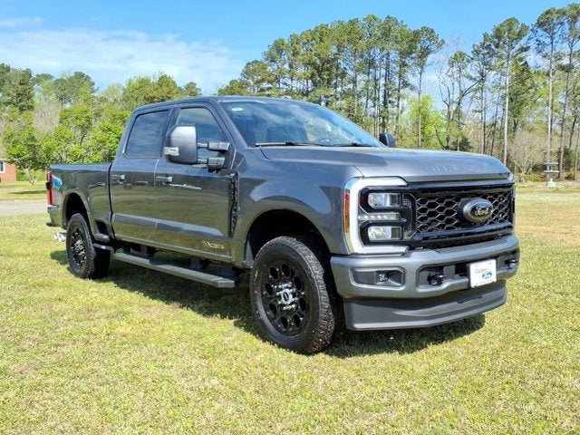 2026 Ford Super Duty F-350 SRW XLT