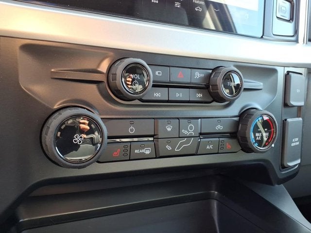 2026 Ford Super Duty F-350 SRW XLT