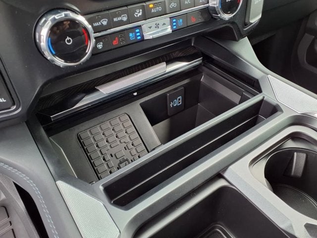 2025 Ford Super Duty F-350 SRW Platinum