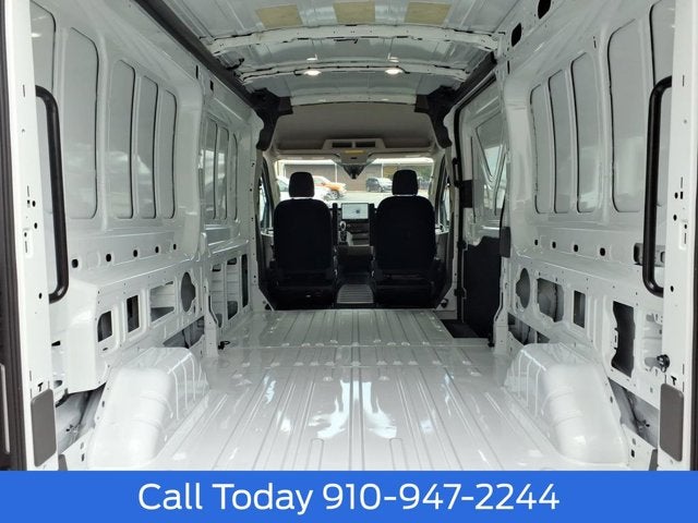 2026 Ford Transit Cargo Van Base