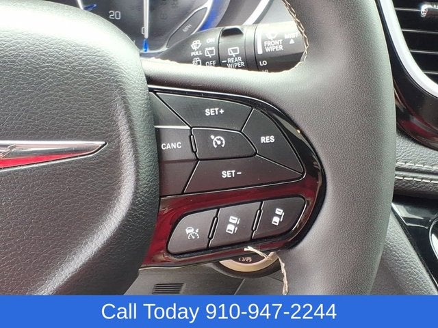 2025 Chrysler Pacifica Limited