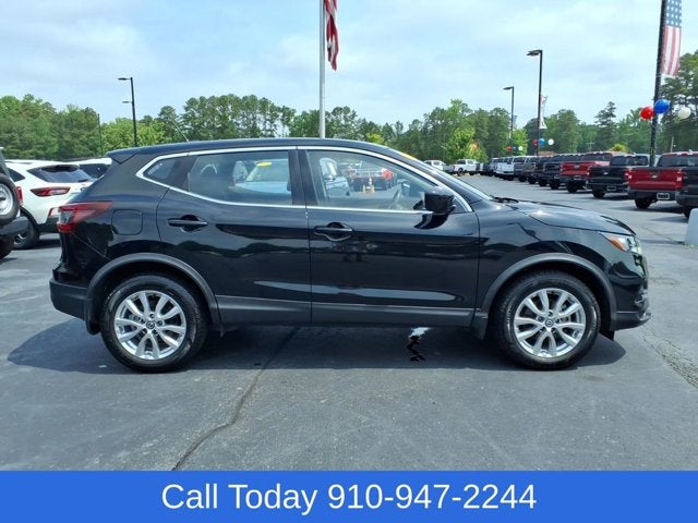 2022 Nissan Rogue Sport S