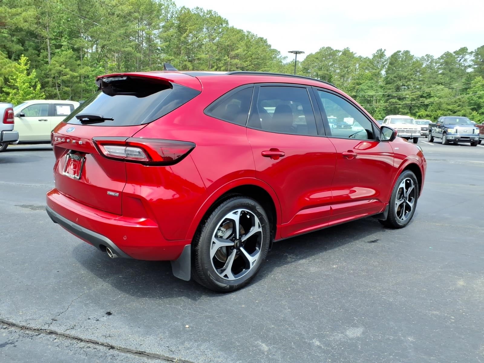 2023 Ford Escape ST-Line Elite