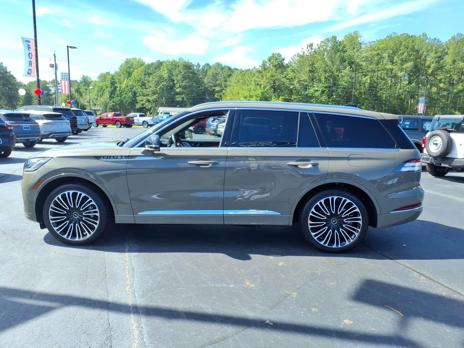 2025 Lincoln Aviator Black Label