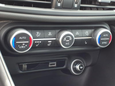 2024 Alfa Romeo Giulia Base