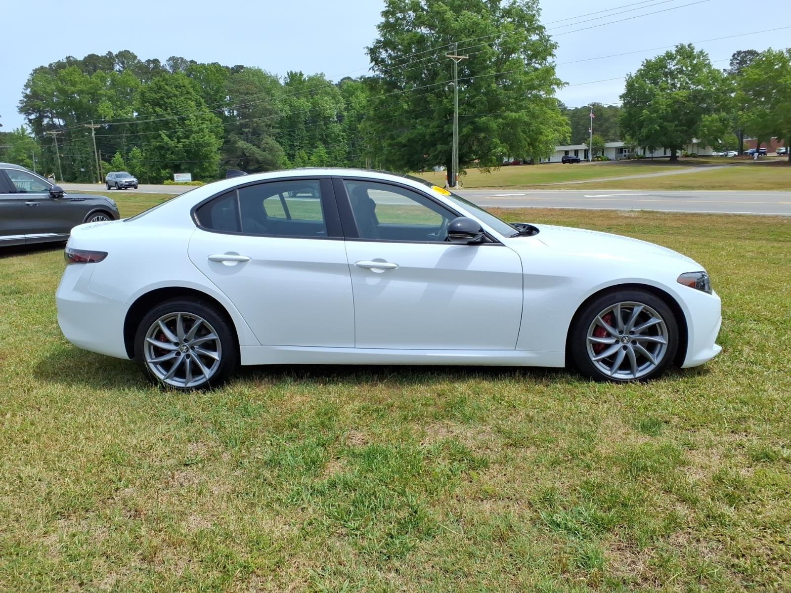 2024 Alfa Romeo Giulia Base