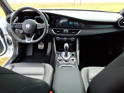 2024 Alfa Romeo Giulia Base